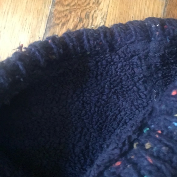 scarf 🧣 - Picture 4 of 6